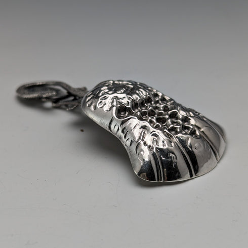 1880 年英國古董純銀茶盒湯匙附葡萄裝飾